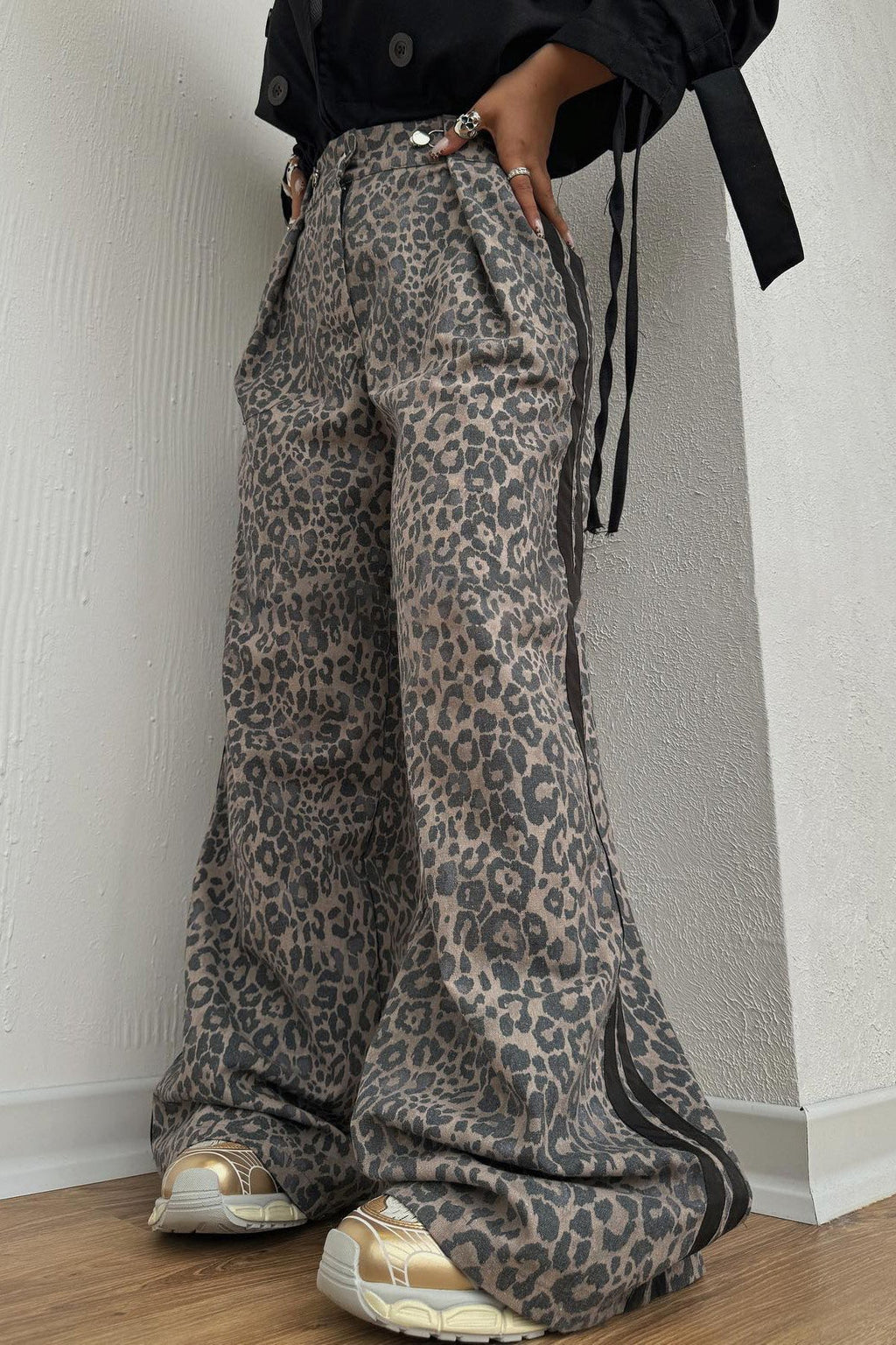 Street Style Leopard Stripe Baggy Pants
